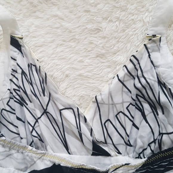 Hurley white summer sundress with POCKETS - Picture 6 of 11